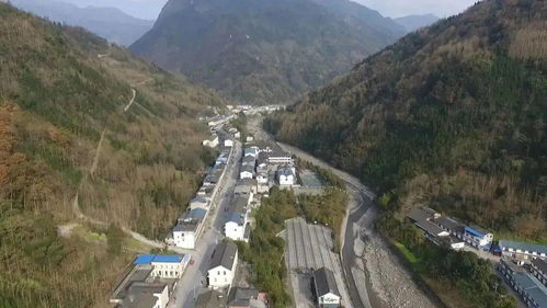 认识她,从这里出发
