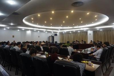 石棉县开展灾后重建完工项目社会评议 七里新村展现重建成果